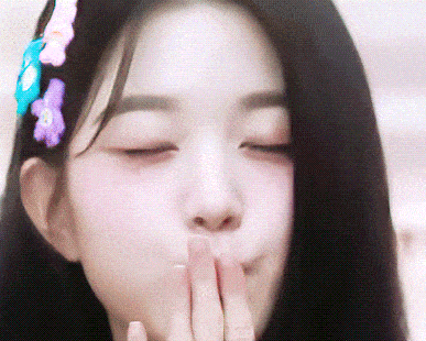 ♥︎ 7k 💬 5k @ 1k
